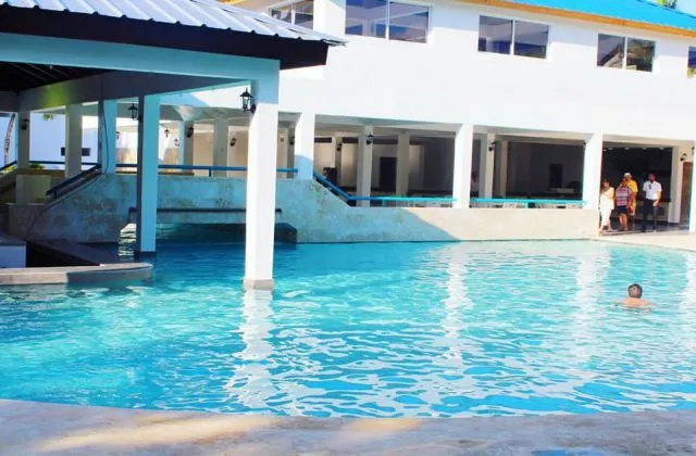 Ahnvee Resort Sports Sosua Pool